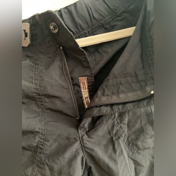 REI UPF 50+ Black Outdoor Hiking Shorts with Belted Waist Size 8 - Picture 2 of 6